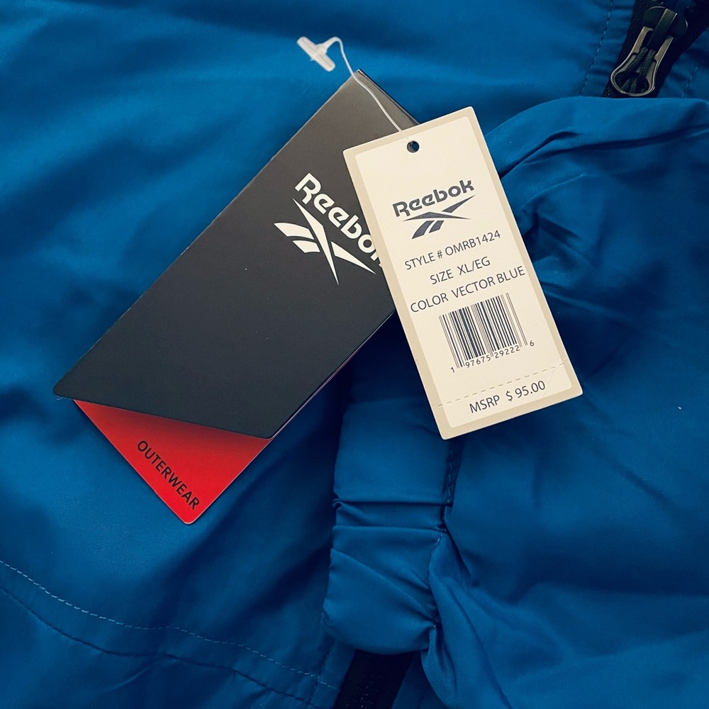Reebok Spring Jacket - Size XL NEW! - Picture 2 of 4